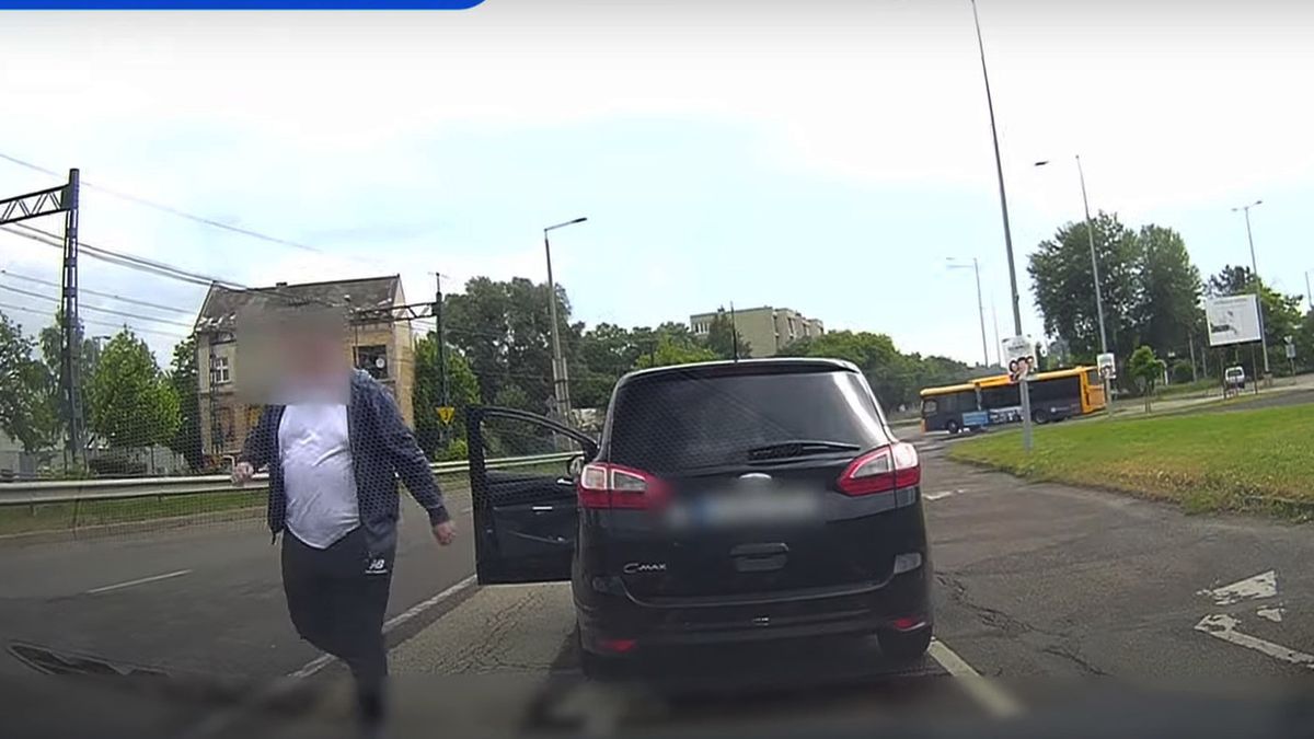 Satufékezett, majd kiszállt balhézni a feldühödött sofőr