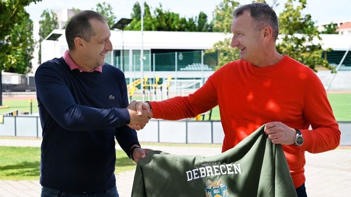 Bombaigazolás Debrecenben: korábbi szövetségi kapitány érkezett!
