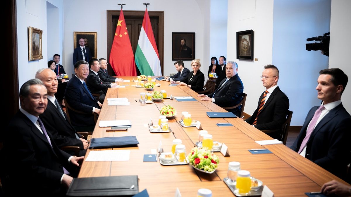 A magyar versenyképességet erősíti a Kínával való együttműködés