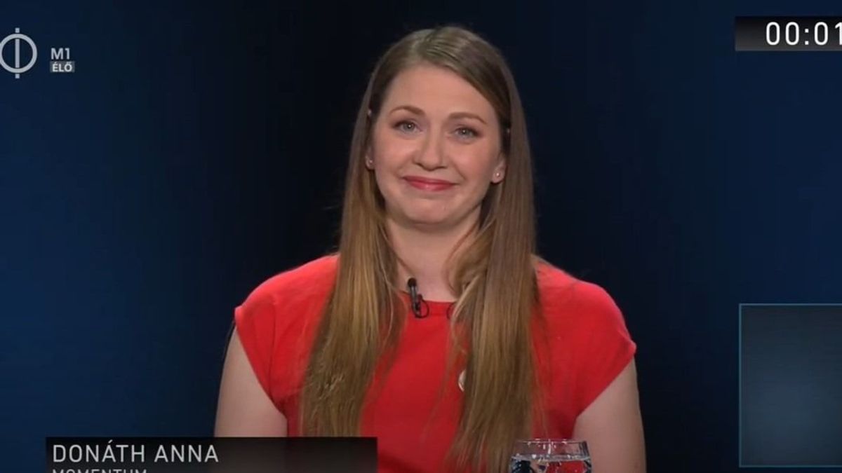 Donáth Anna a köztévében elmondta, hogy képviseli a magyarok érdekeit – „mind otthon, mind itthon”