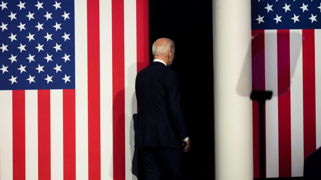 BLUE BELL, PENNSYLVANIA - JANUARY 5: U.S. President Joe Biden departs the stage after speaking during a campaign event at Montgomery County Community College January 5, 2024 in Blue Bell, Pennsylvania. In his first campaign event of the 2024 election season, Biden stated that democracy and fundamental freedoms are under threat if former U.S. President Donald Trump returns to the White House. (Photo by Drew Angerer/Getty Images)
