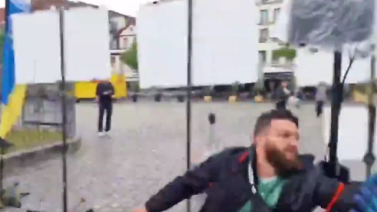 Brutális támadás Németországban: megkéseltek egy iszlám-kritikus aktivistát (VIDEÓ)
