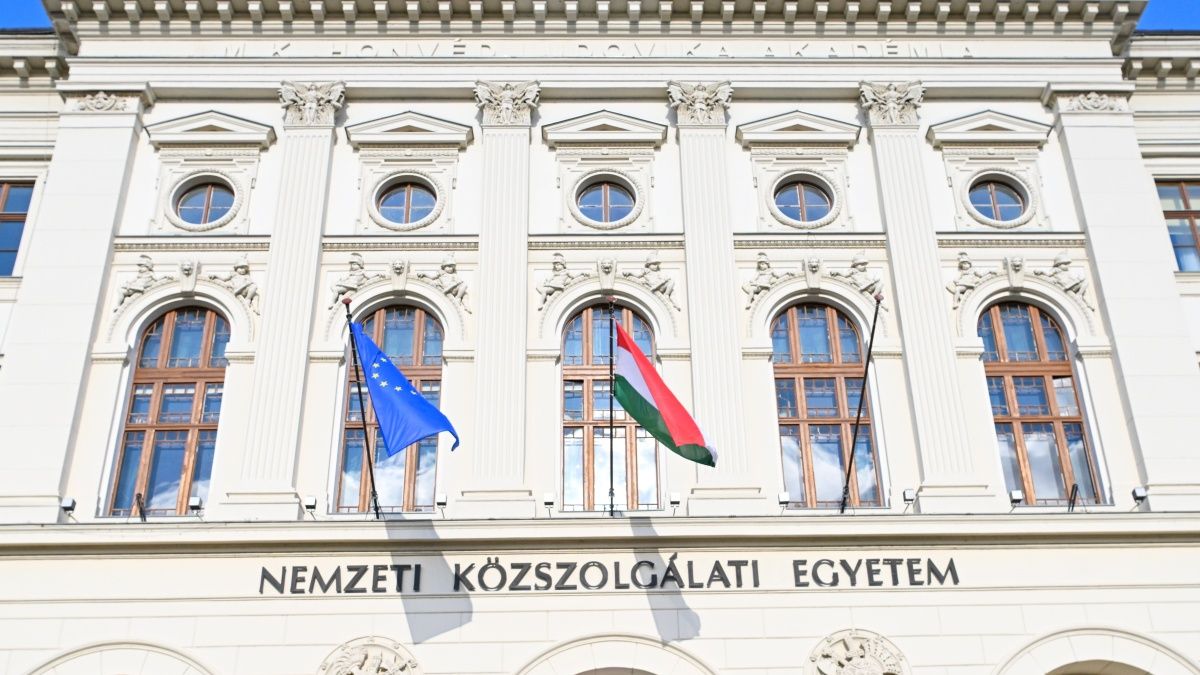 A magyar tanárképzés méltán elismert tradícióira építünk