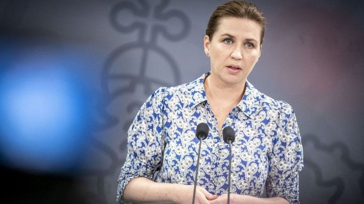 Tizenöt éves kor alatt betiltaná a közösségi médiát a dán kormányfő