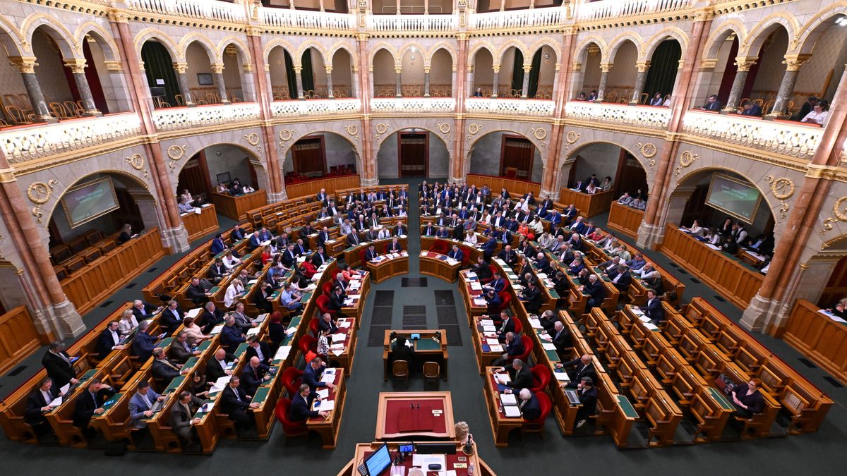 Így rajzolhatják át a választási térképet Magyarországon