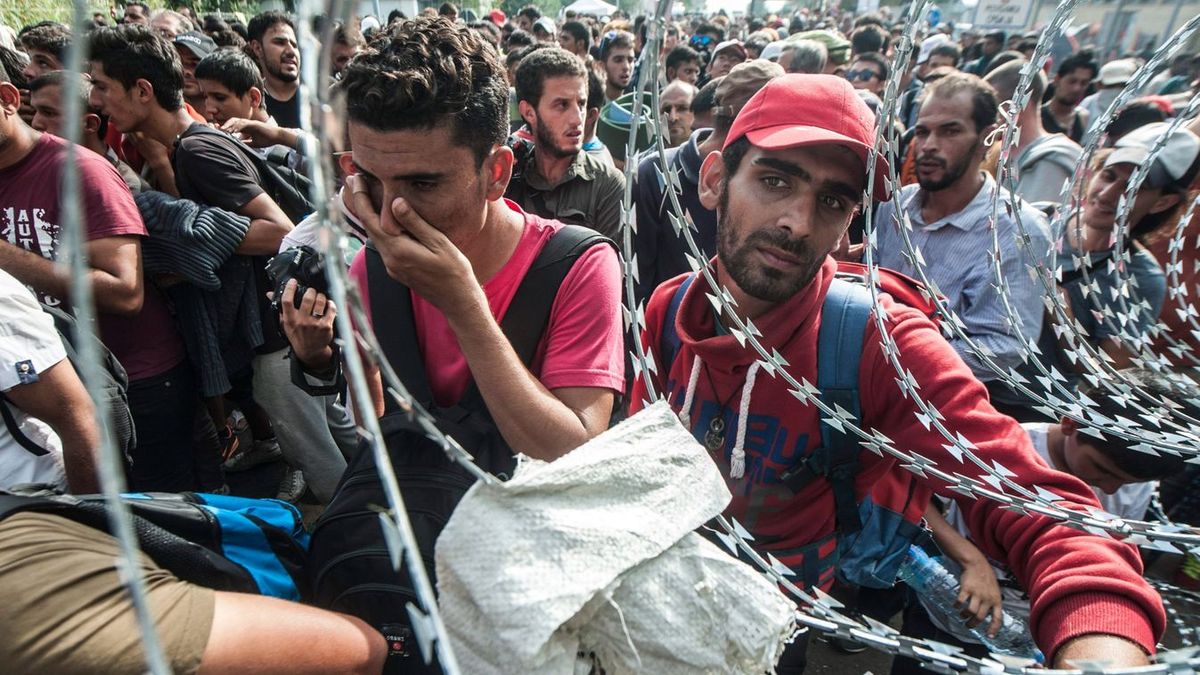 Sosem késő: magyar módra ötletel a migráció kezeléséről 15 uniós tagállam