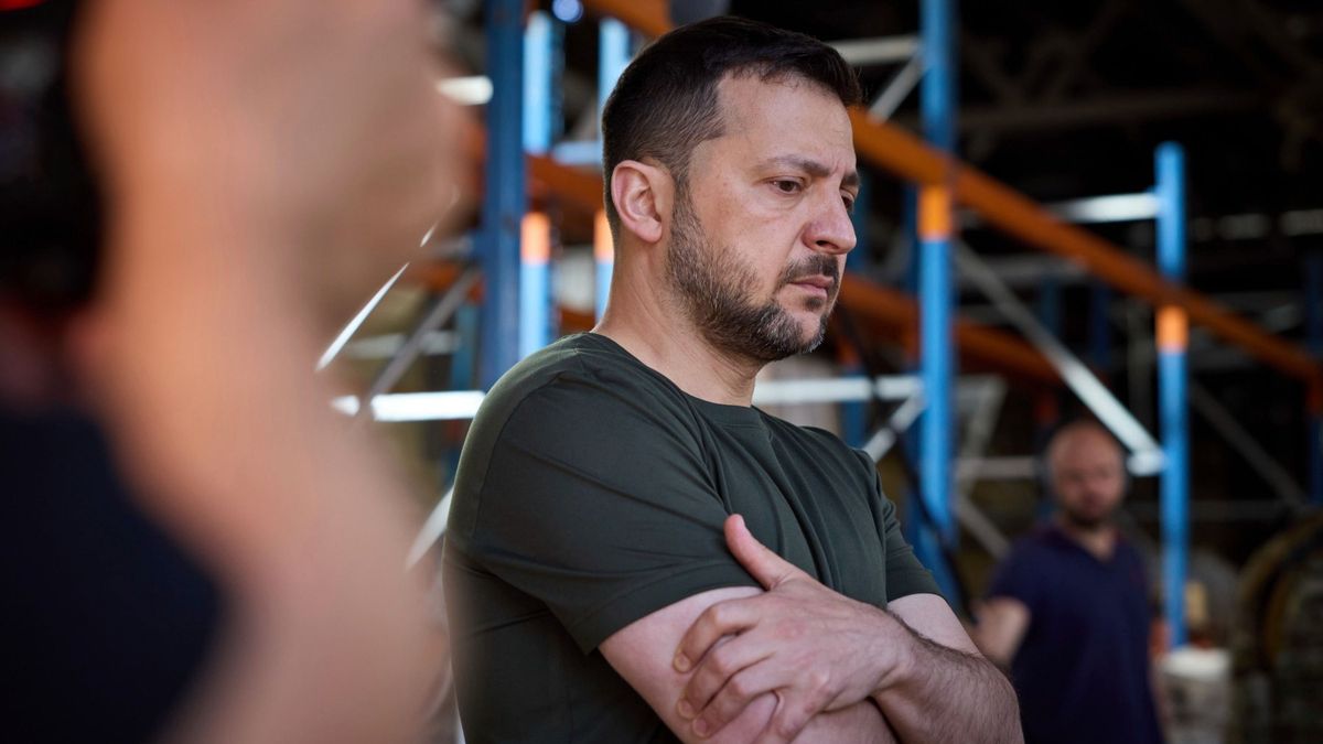 Rakétacsapás érte Zelenszkij szülővárosát, többen meghaltak