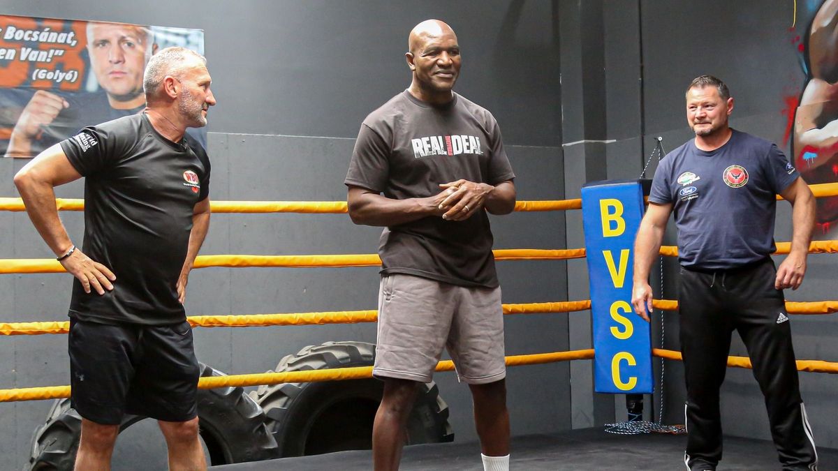 Bacskai Balázs Magyarországra csalta a bokszlegendát, Evander Holyfieldet, aki Kovács Istvánnal és Erdei Zsolttal lépett ringbe!