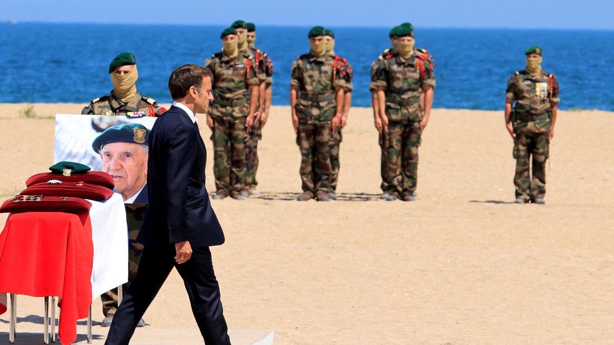 Macron nemrég még katonákat küldött volna Ukrajnába, most Franciaország meghívta az oroszokat a D-napi megemlékezésre