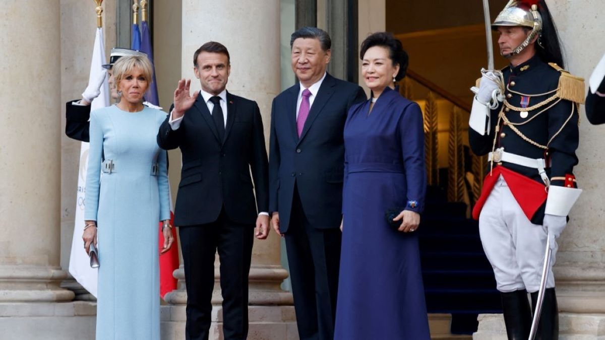 Méregdrága ajándékokkal lepte meg a kínai elnököt Emmanuel Macron