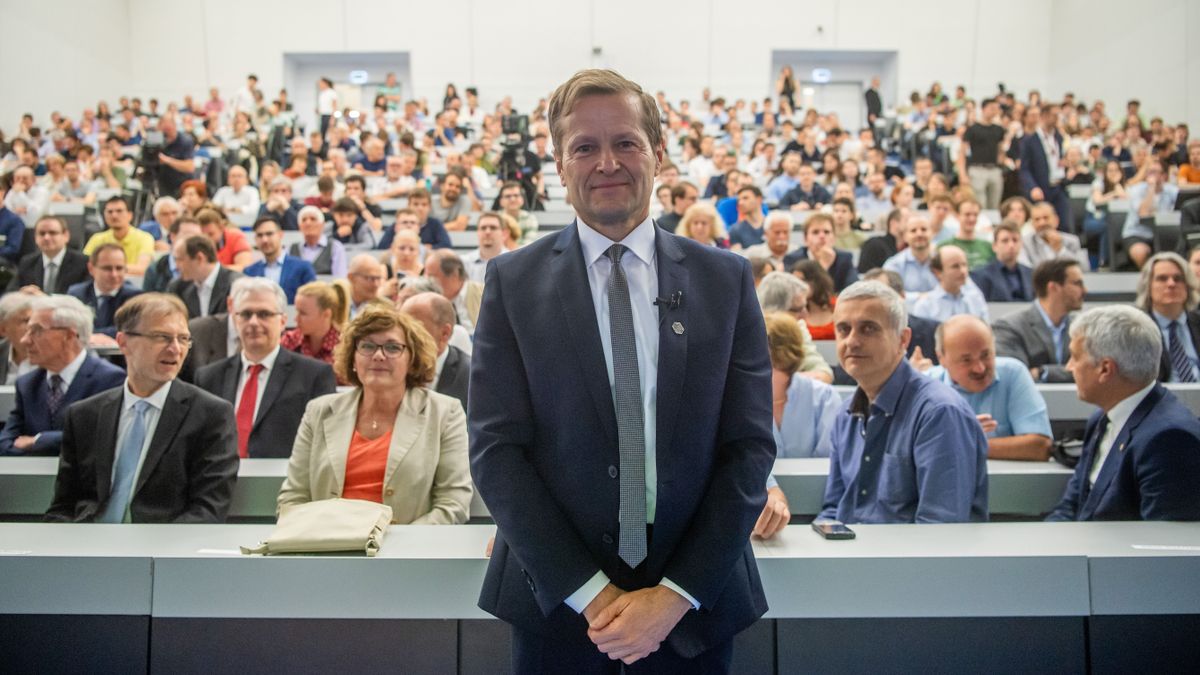 Ez gyötri a friss Nobel-díjas tudósunkat