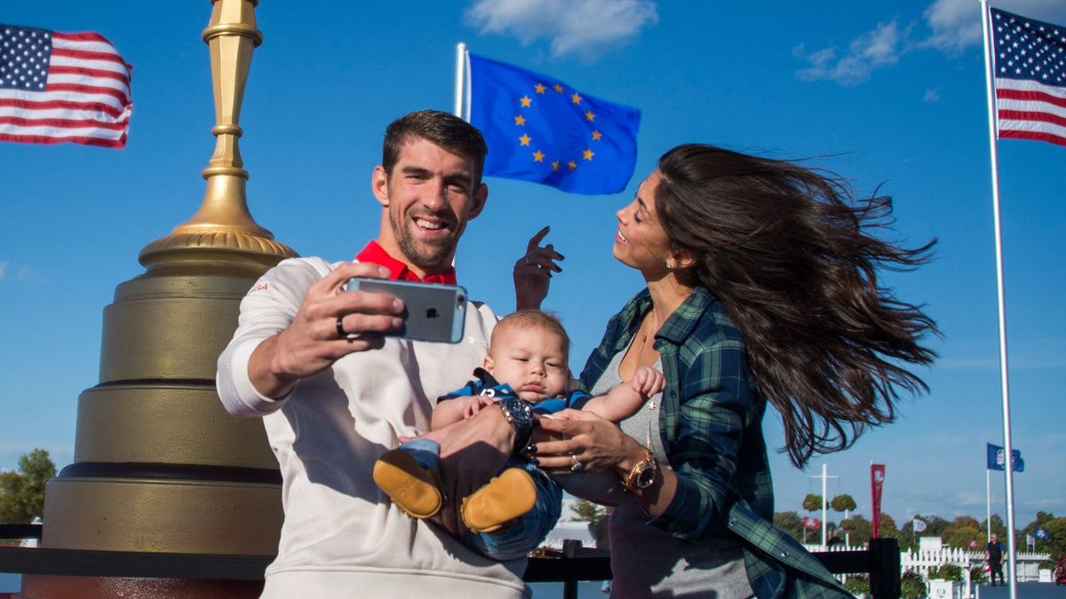 Volt kitől örökölnie: Michael Phelps fia élete első úszóversenyén tönkreverte a mezőnyt