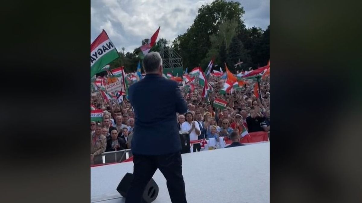 Kulisszatitkok: unokáival készült beszédére Orbán Viktor a Békemeneten (VIDEÓ)
