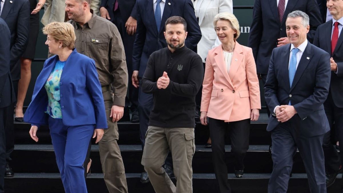 Zelenszkij: A mai naptól kezdődik az európai uniós tagságunk