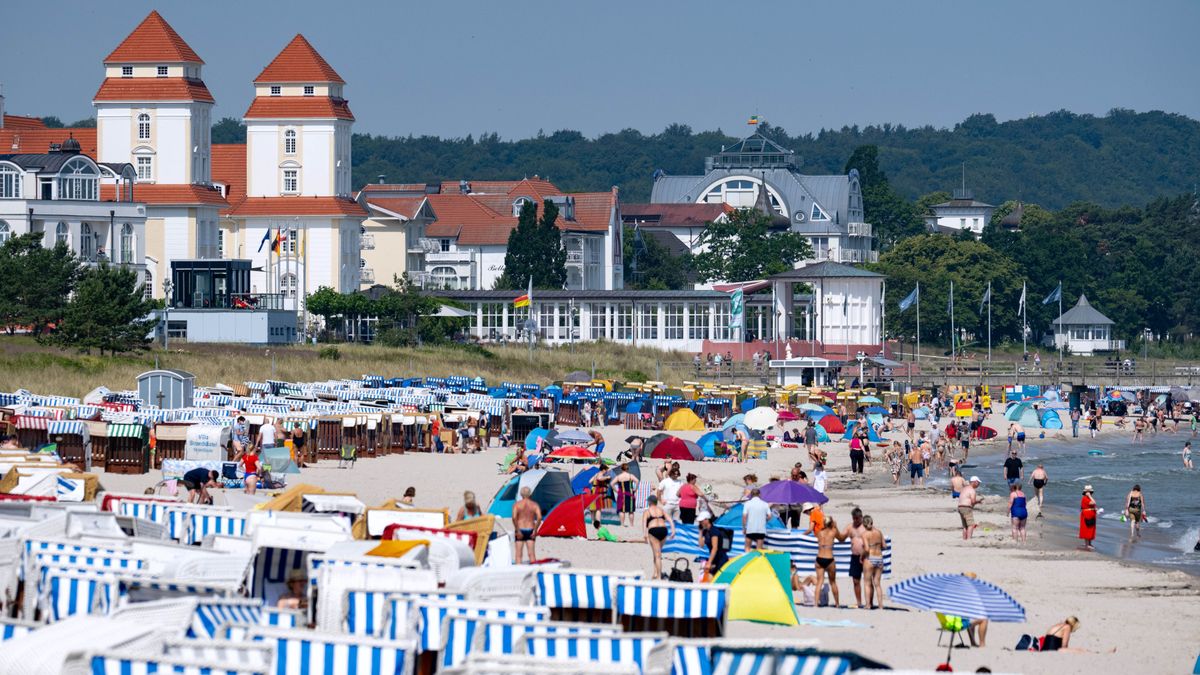 Hogyan készüljünk fel az európai hőhullámra, ha külföldön nyaralunk?