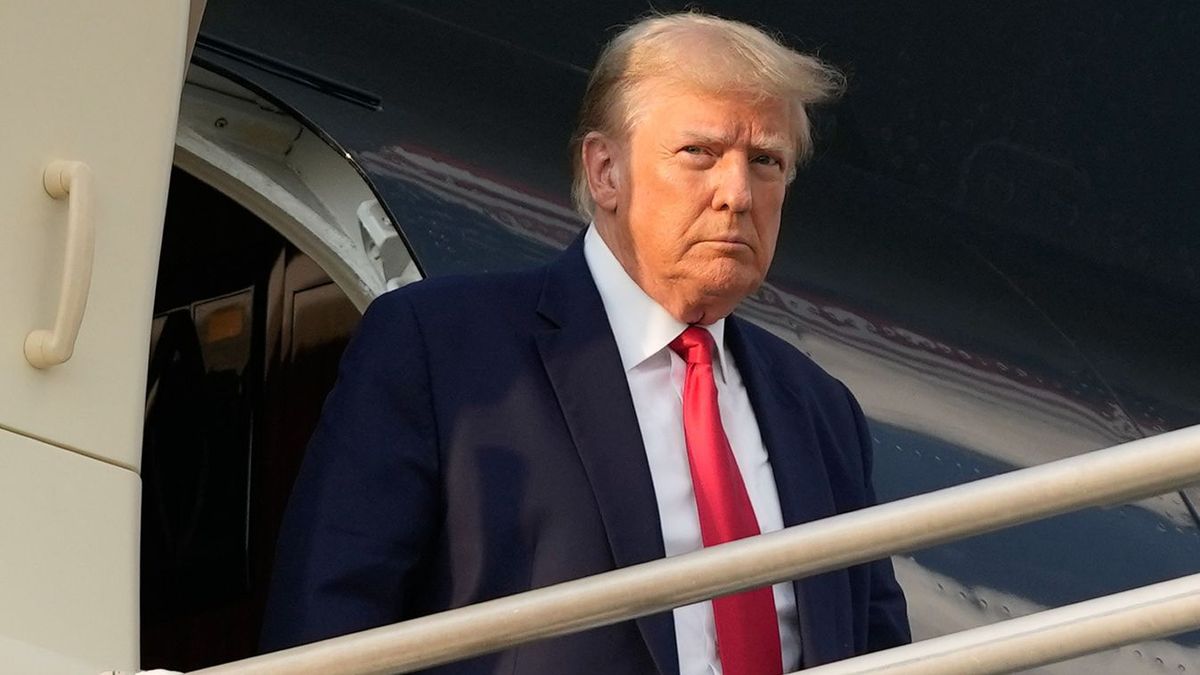 Reagált a Kreml Trump tanácsadóinak béketervére