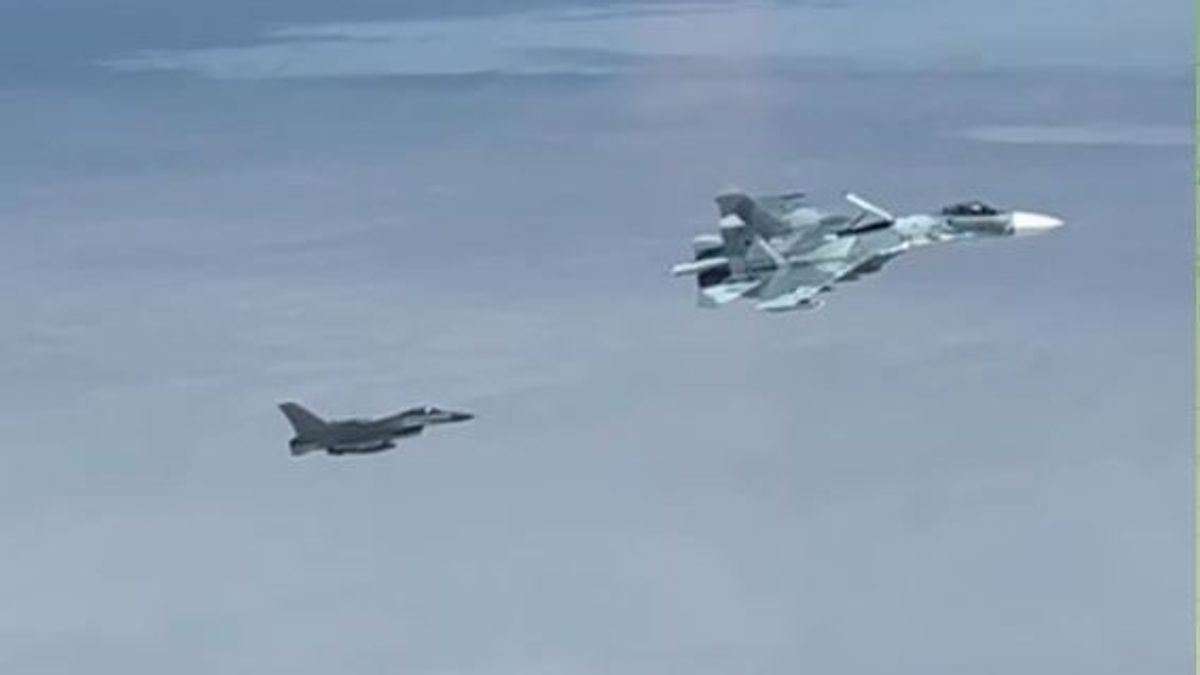 Az oroszok állítják: elfogtak egy dán F-16-os vadászgépet Kalinyingrád légterében (VIDEÓ)