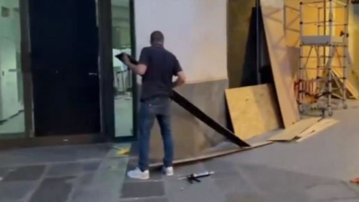 Így készülnek a párizsi bolttulajdonosok az Antifa tombolására (VIDEÓ)