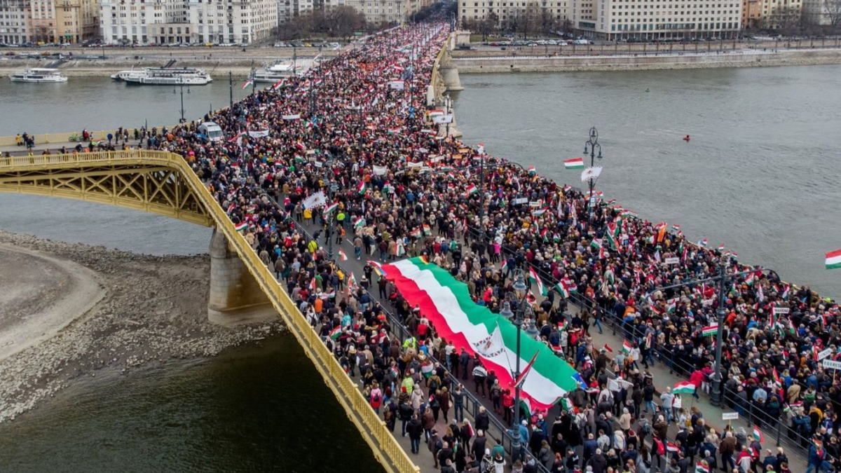 Milyen hatással volt a Békemenet a Fidesz mozgósítási kampányára? Válaszol az elemző!