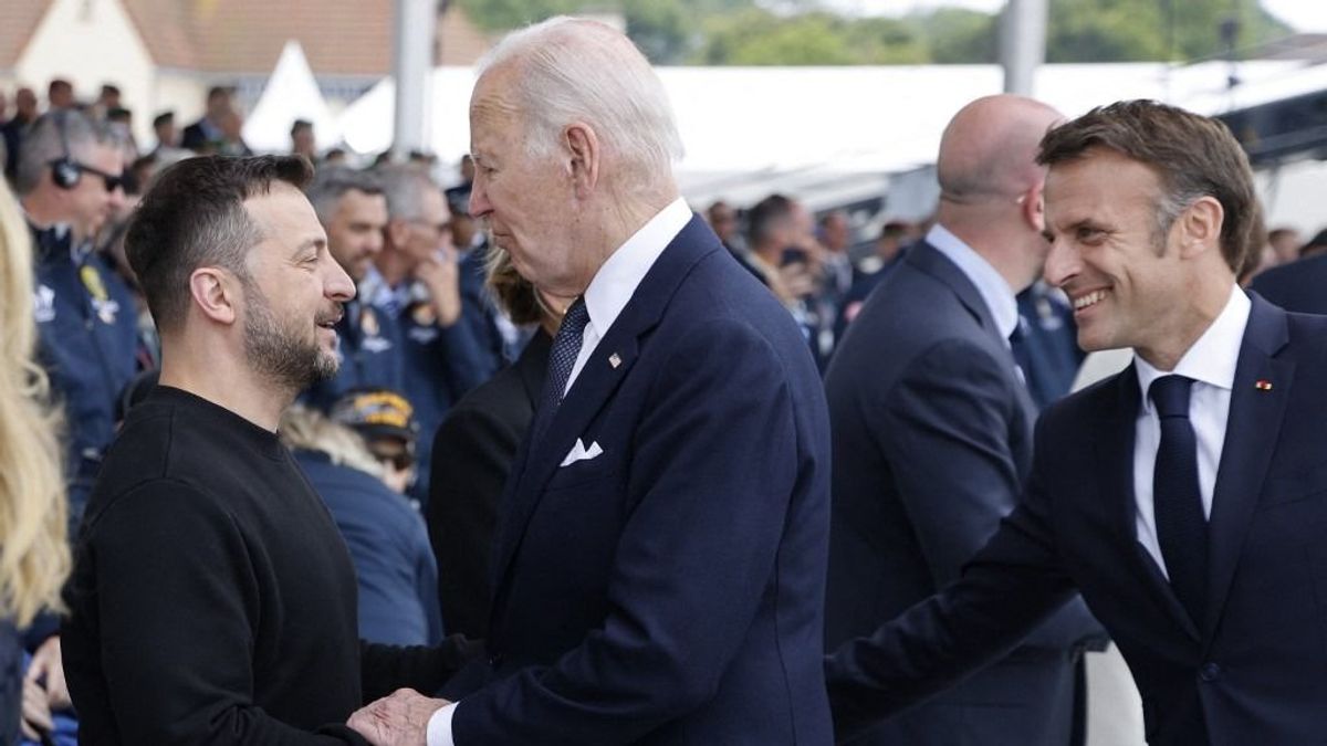 Joe Biden bocsánatot kért Zelenszkijtől