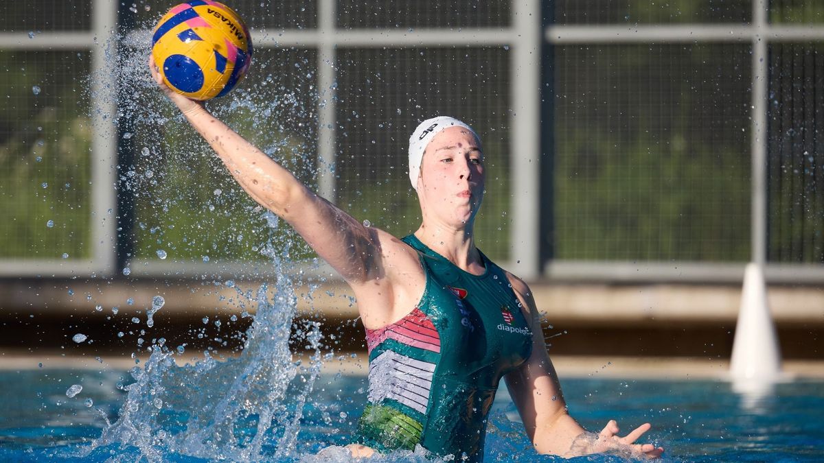 Még az érettségit is elhalasztotta az olimpiáért a női pólósok új üdvöskéje – Mandiner-interjú