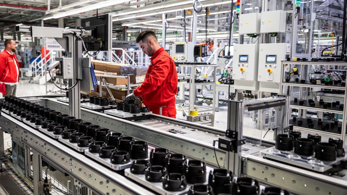 Jövőre akár 4 százalék fölé is gyorsulhat a GDP növekedése
