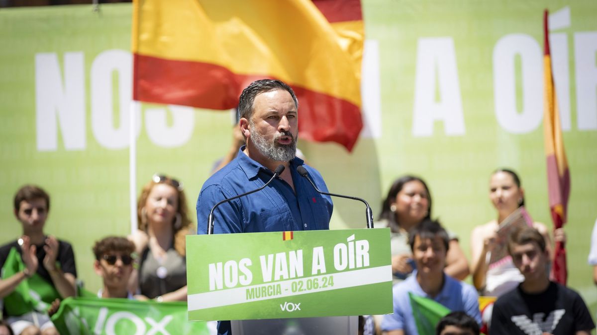 Spanyol pártelnök: Miért sértegetik Brüsszelből Orbán Viktort? Egyértelmű, megvédi a határokat, nem fogad be egyetlen illegális bevándorlót se! (VIDEÓ)