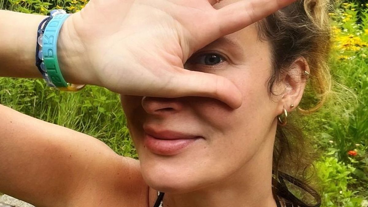Mérő Vera elájult a gyönyörűségtől, amint megpillantotta a Fradi plakátját
