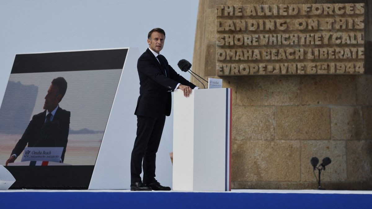 Macronnak sikerült még a D-nap 80. évfordulóján is az ukránok előtt tisztelegnie (VIDEÓ)