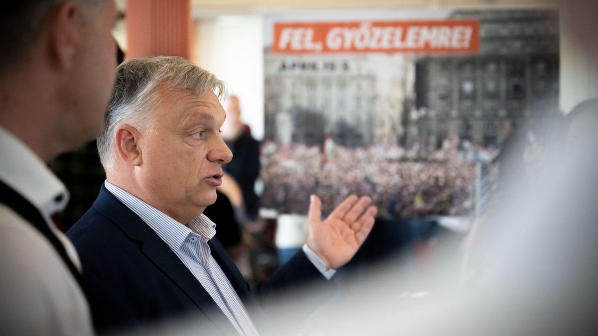 Orbán Viktor élőben a Bálnából!