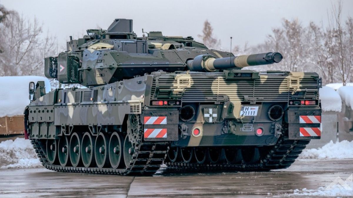 Újabb, a világszínvonalába tartozó 2A7HU típusú Leopard harckocsikkal erősödik a Magyar Honvédség – nézze meg a videókat és fotókat!