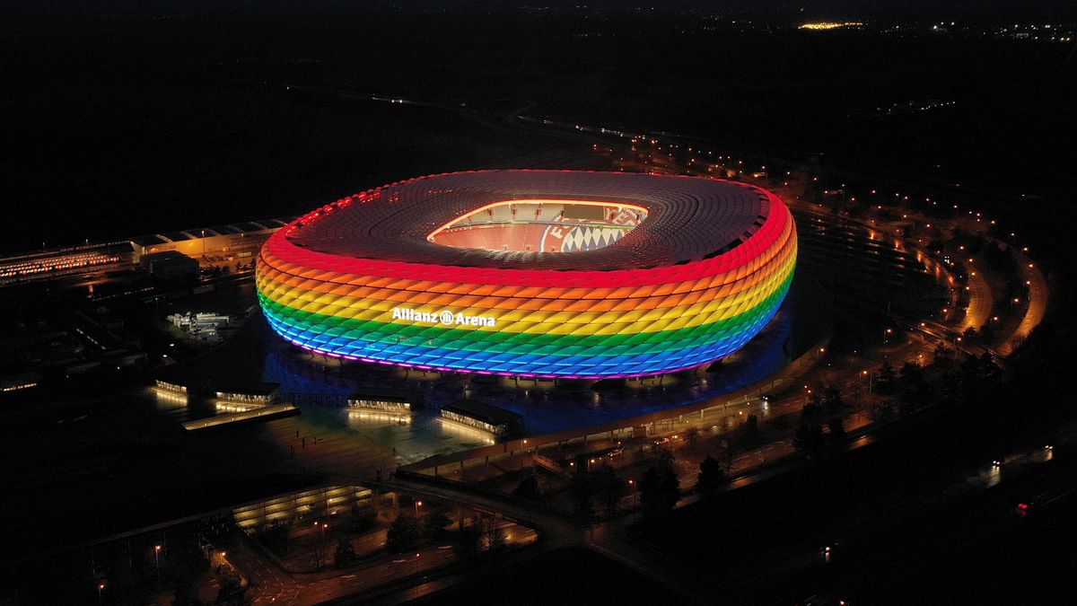 Folytatódik az LMBTQ-cirkusz – két napra megint szivárványszínű lesz a müncheni stadion