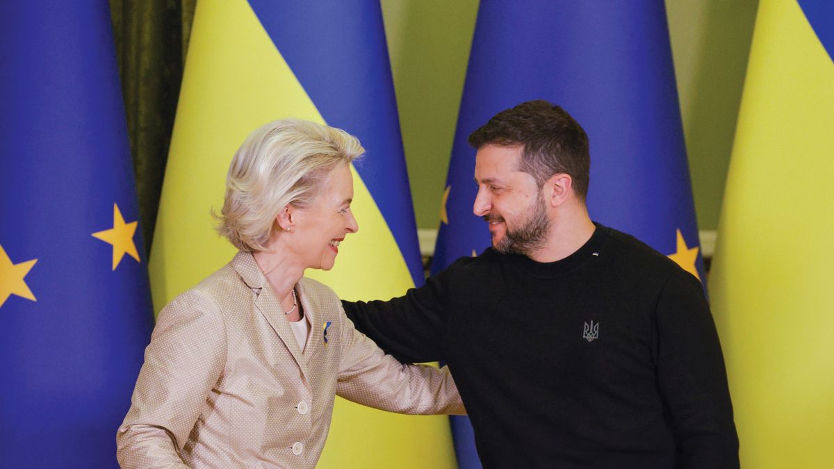 Szakértő: Nem véletlen, hogy Orbán kihagyta az Európai Uniót azon hatalmak sorából, akik előmozdíthatnák a békét (VIDEÓ)