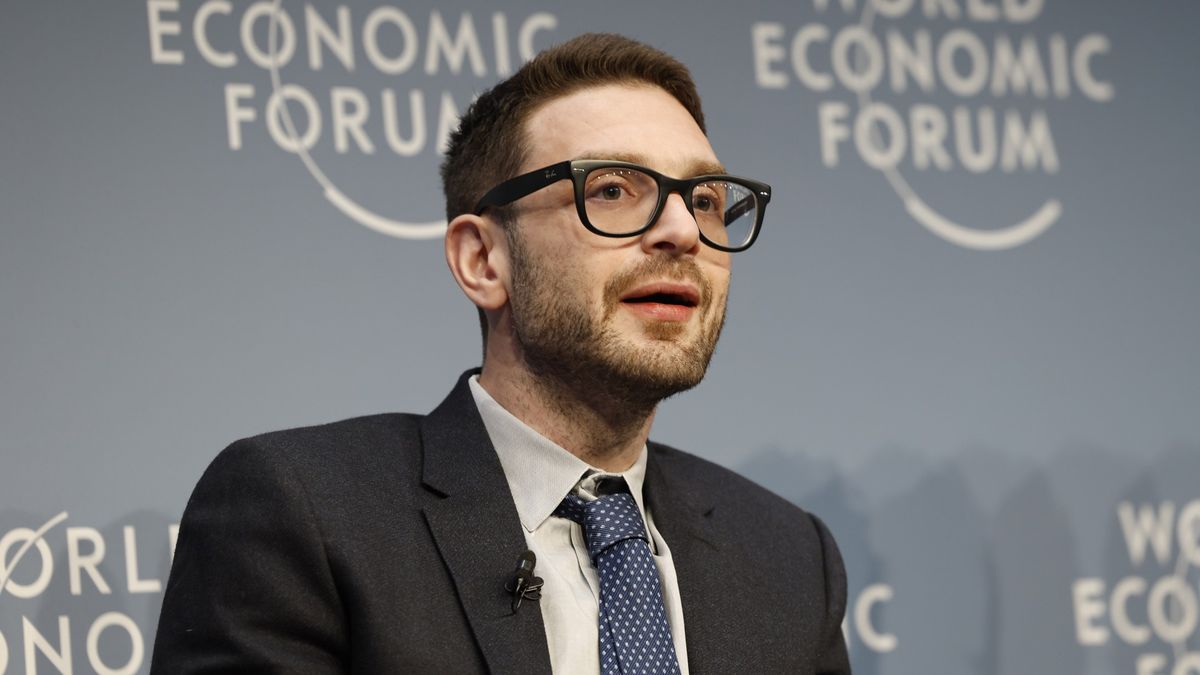 Alex Soros arra buzdítja a demokratákat, hogy Trumpot minden adandó alkalommal nevezzék elítélt bűnözőnek