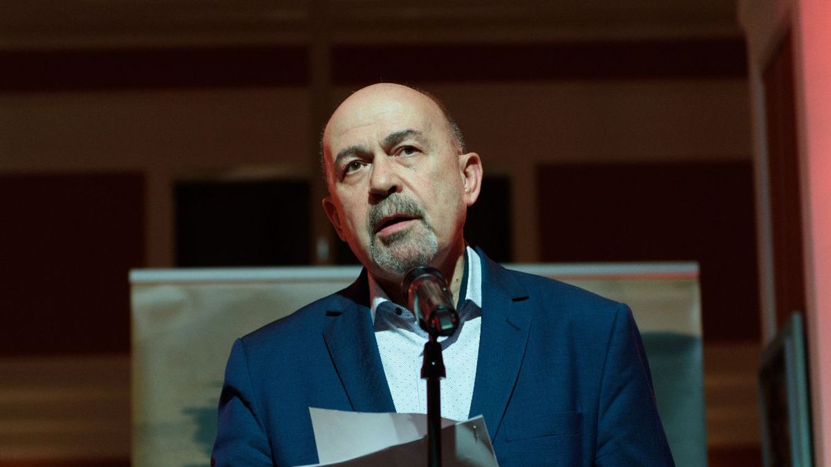 „Mi köze ehhez az egészhez Zrínyinek, Dobónak, az aradi honvédtábornokoknak?” – Bayer Zsolt beleszállt Markó Bélába