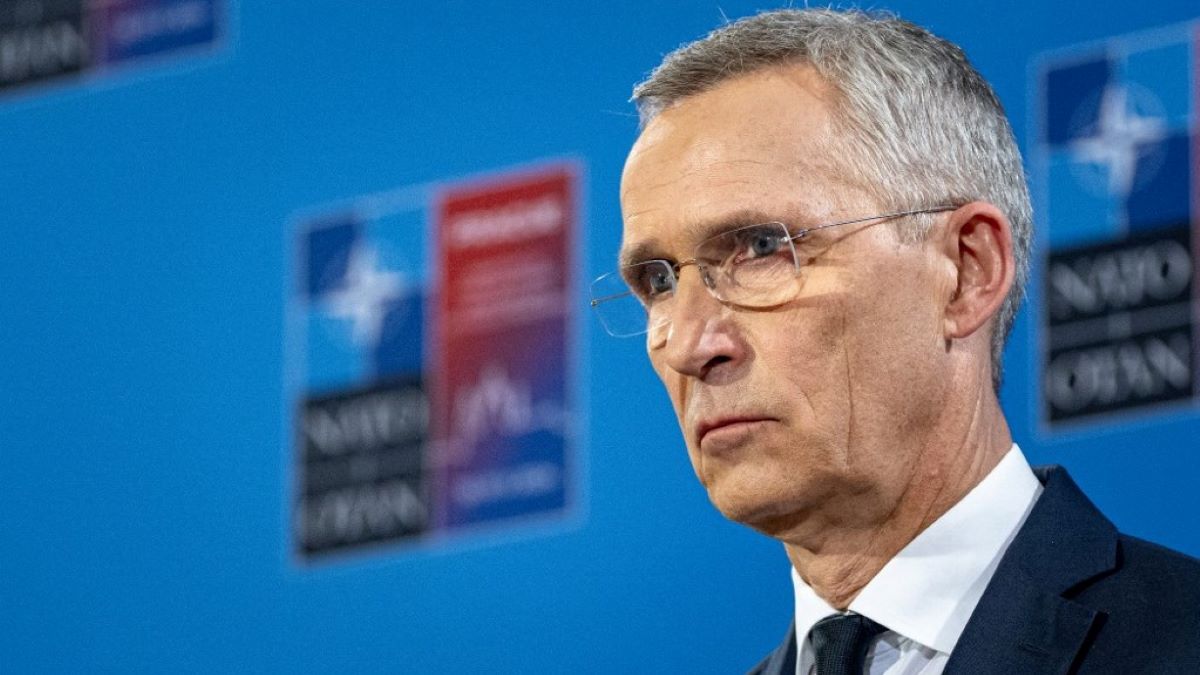 Stoltenberg tiszta vizet öntött a pohárba a NATO-csapatok ukrajnai jelenlétével kapcsolatban