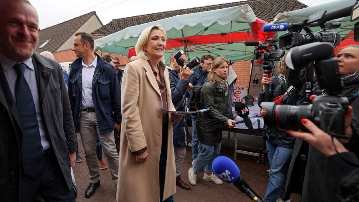 Financial Times: így kövezheti ki az útját az elnöki székbe Marine le Pen