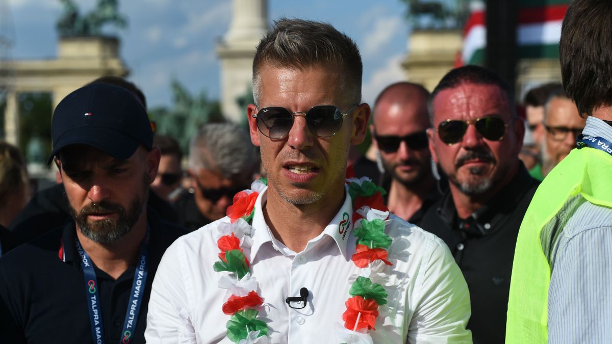 A kecském, Magyar és az ellenzéki sajtó