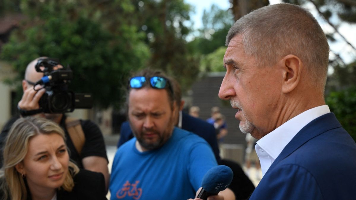 Babiš pártja elkaszálná Von der Leyen második ciklusát