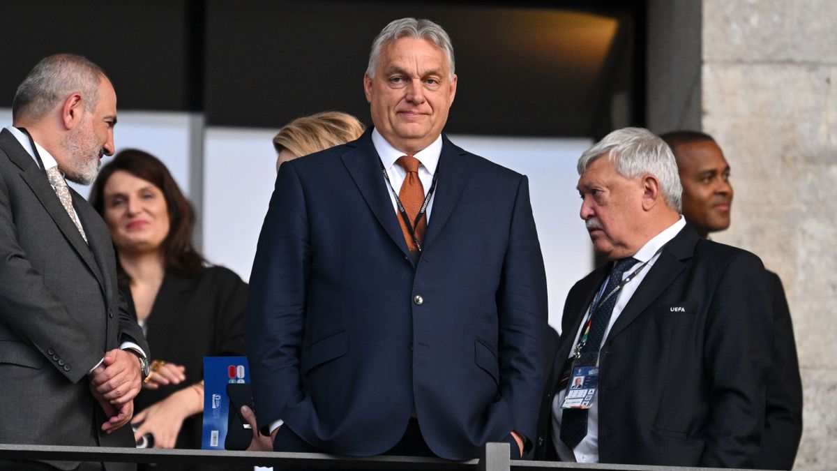 Német liberális EP-képviselő: Itt az ideje, hogy Orbán Viktort a helyére tegyük
