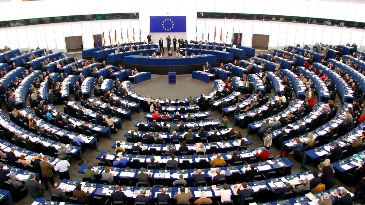 Létfontosságú jelentéssel késik az EU