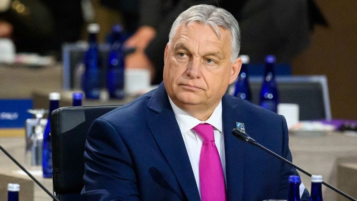 Német lap: Orbán reménytelen eset, az egyetlen helyes reakció a szavazati jog felfüggesztése
