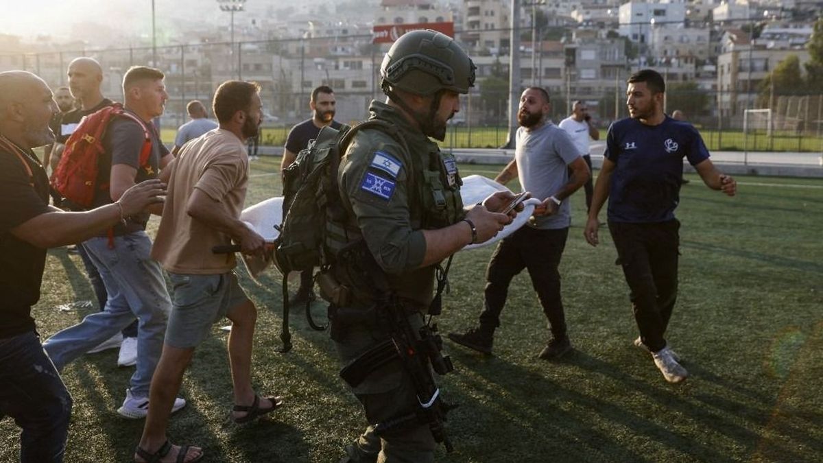 Hazánkban szolgált izraeli diplomata gyermekrokonai is meghaltak a Hezbollah focipályát ért támadásában