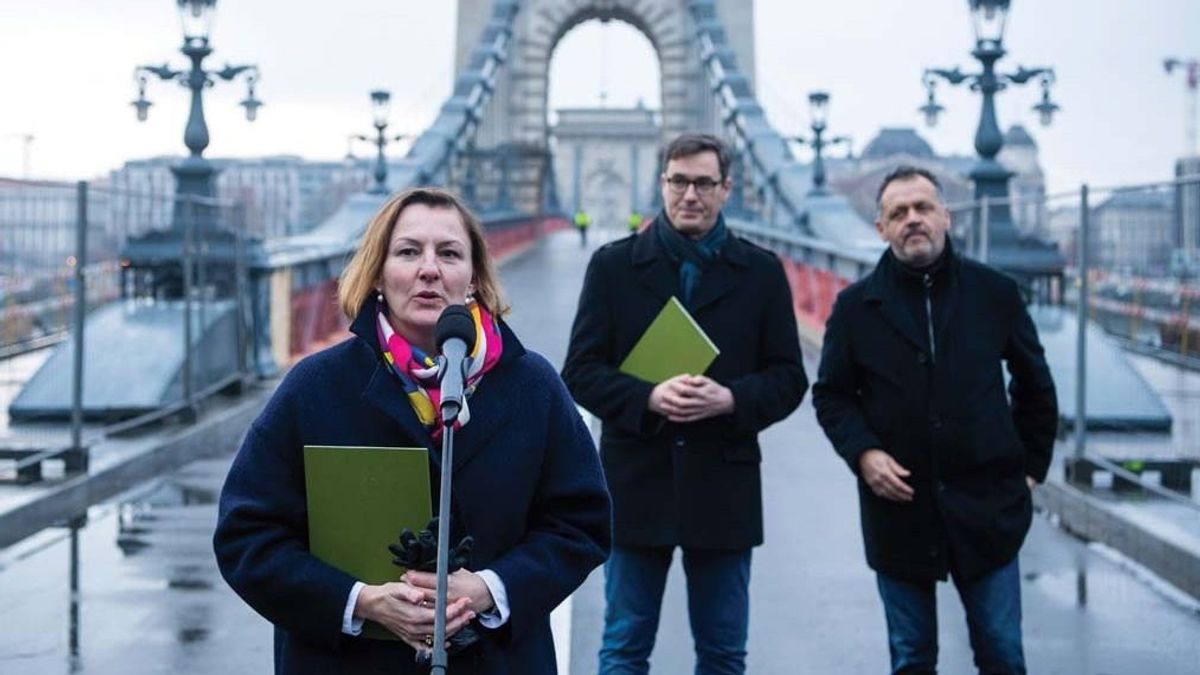 Az utasokat pulykákhoz hasonlító fővárosi cégvezetőnek is jutott a Karácsony-féle prémiumból