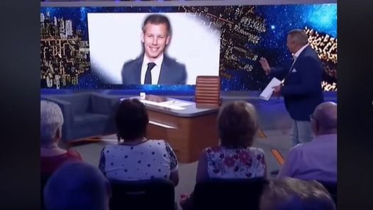 Ezt látni kell! Így perdült táncra Bayer Zsolt Magyar Péter láttán (VIDEÓ)