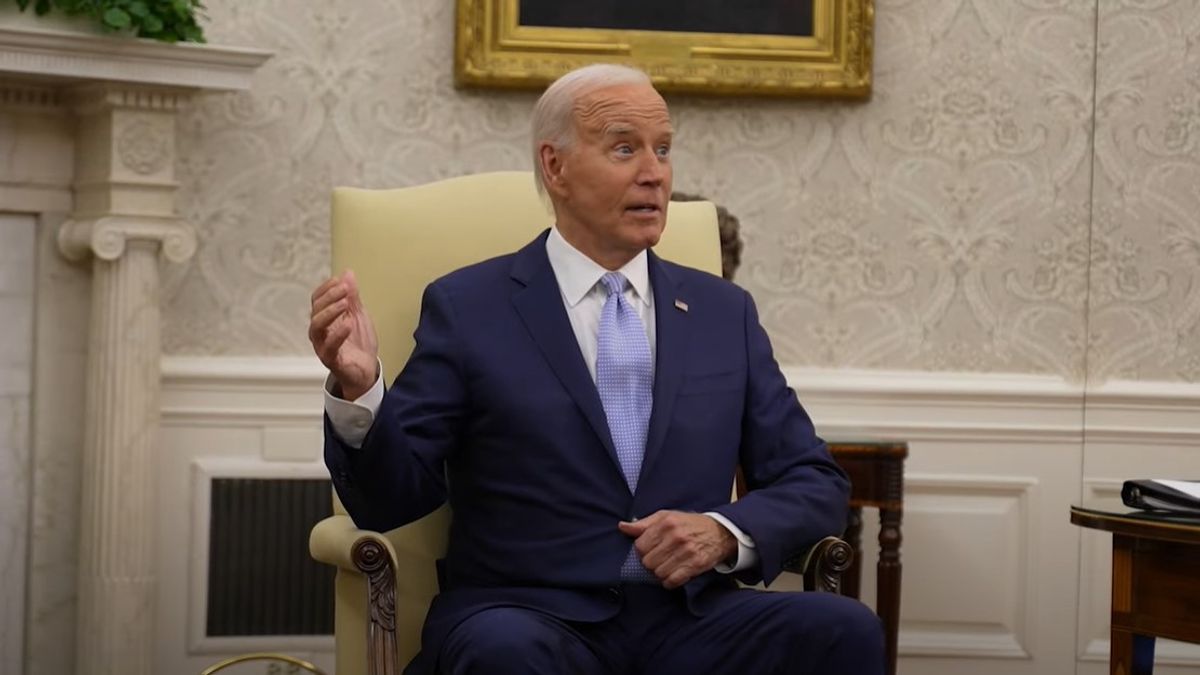 Ijesztően mozgott Biden, mikor az új brit miniszterelnökkel találkozott (VIDEÓ)