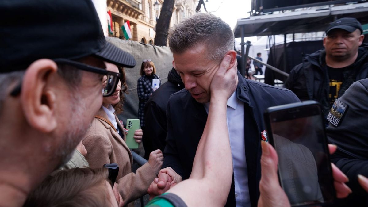 Nem csak az olimpián vívnak: Hont András a tudást, Magyar Péter az izmokat hiányolja a másikban