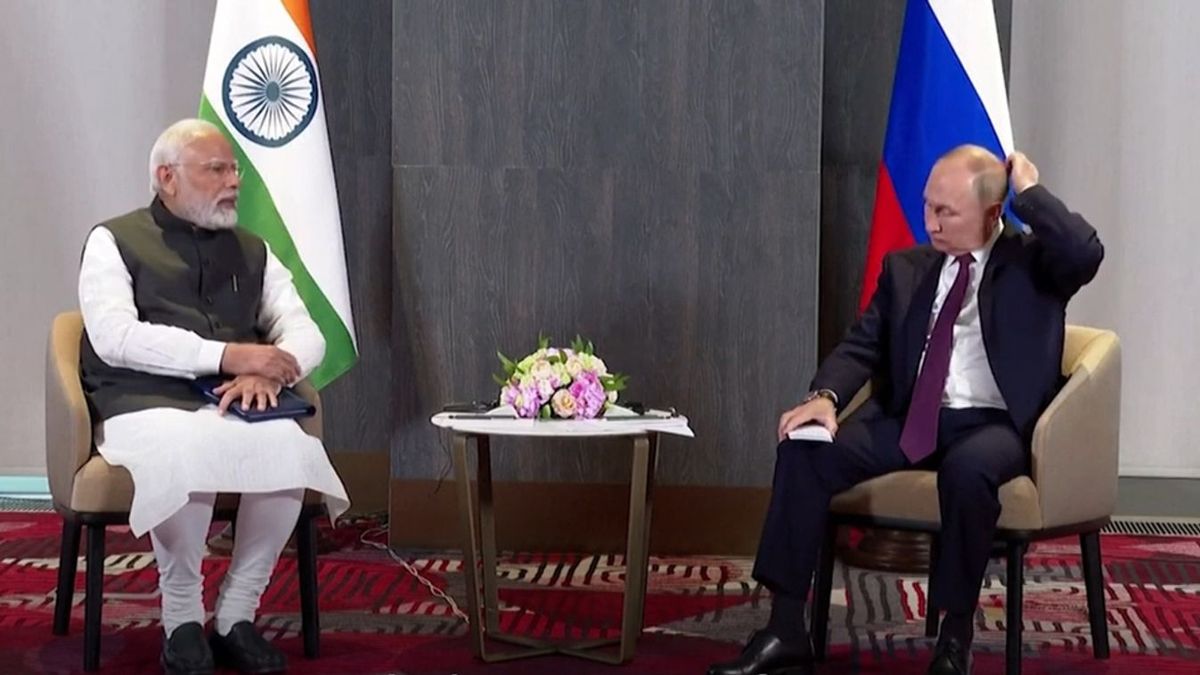 Putyinhoz megy India miniszterelnöke is