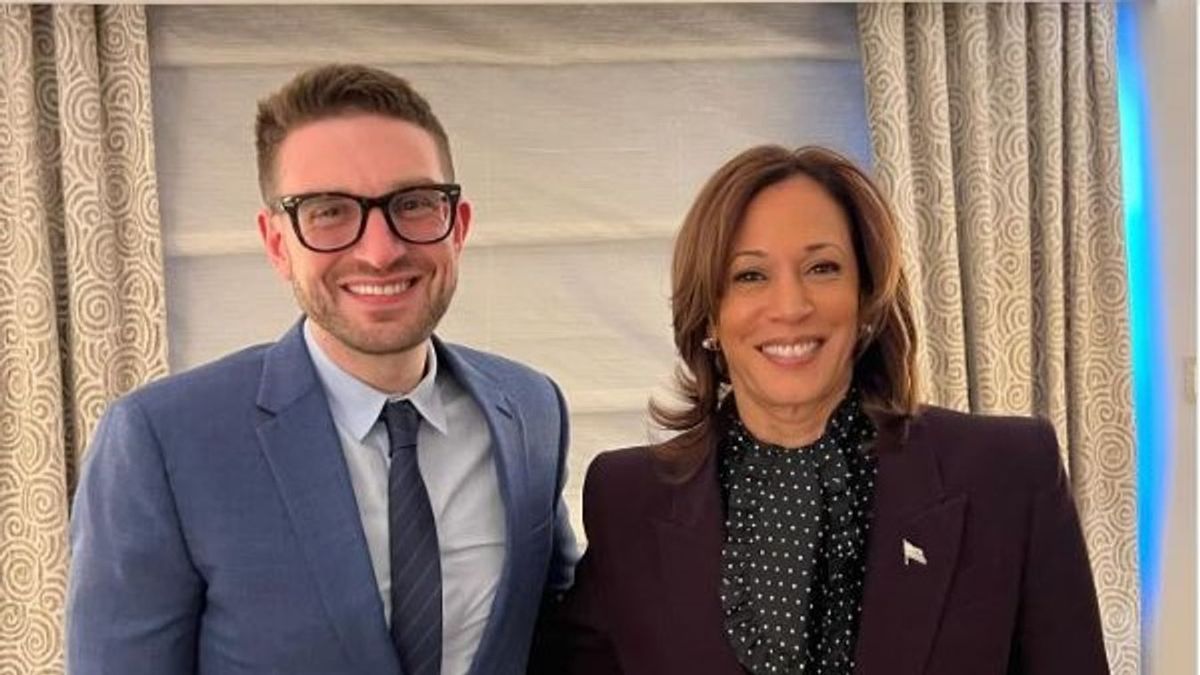 „Váratlan”: Soros junior már Kamala Harrisnek kampányol