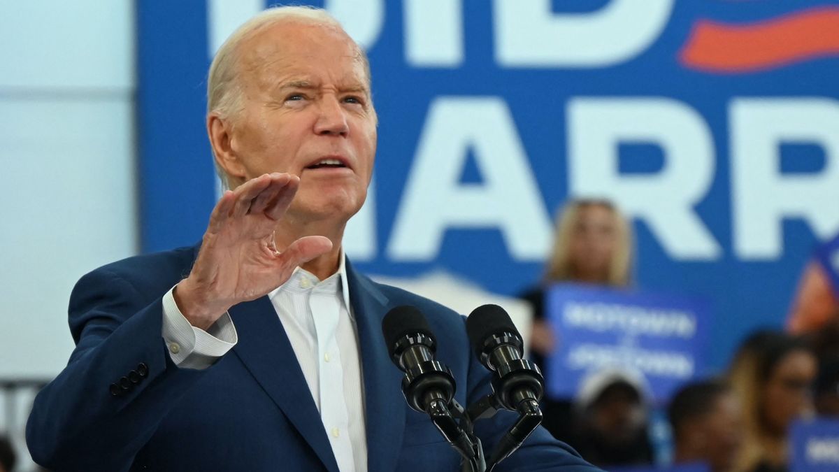 Szerencsétlen szófordulat: Biden még nemrég arról beszélt, hogy ideje célkeresztbe tenni Trumpot